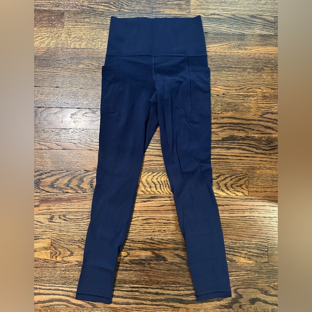 Athleta salutation stash pocket ii 7/8 tight xxs